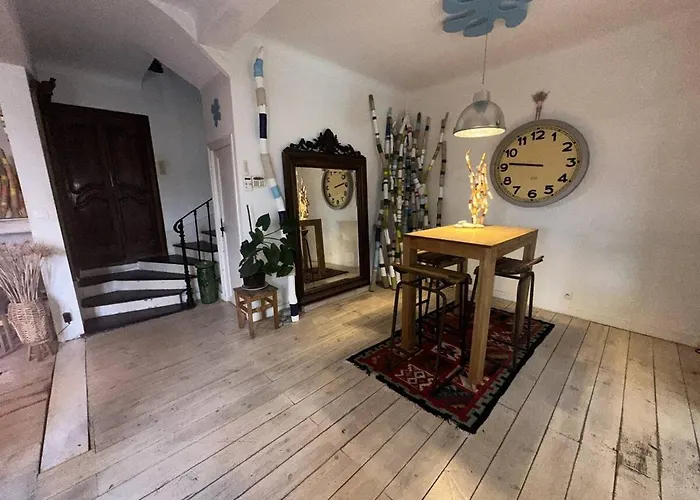 Signature Baracca Vila